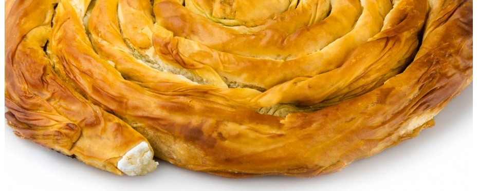 FAMILY-CHEESE-930×372